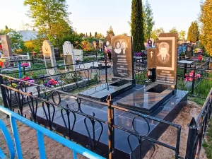 Мемориальные комплексы из гранита